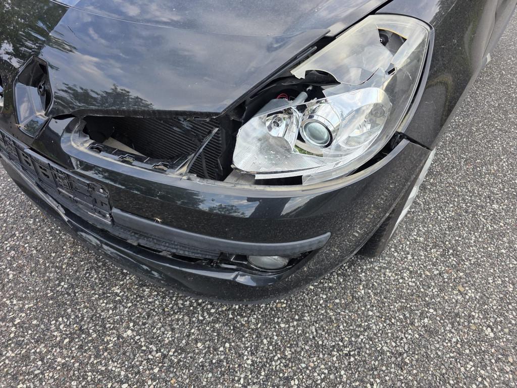 Renault Clio 2008 — photo 13