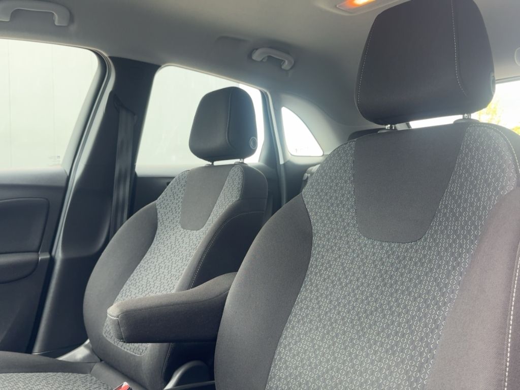 Fahrzeugabbildung Opel Crossland Turbo Enjoy, Allwetterreifen, Navigati