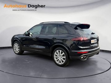Porsche Cayenne - 3