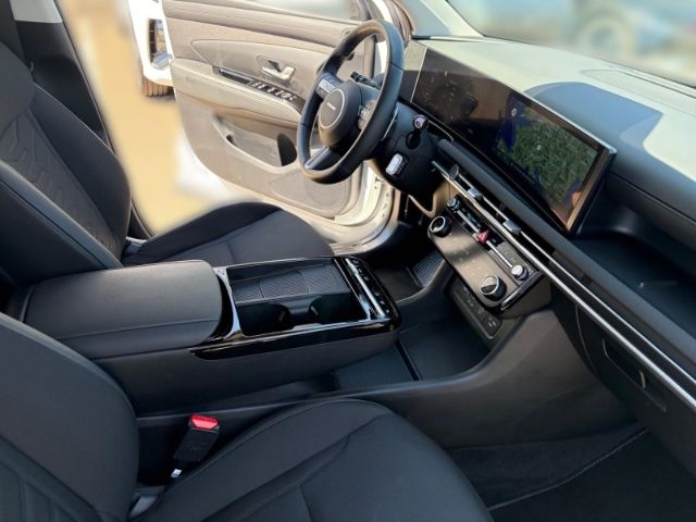 Fahrzeugabbildung Hyundai Tucson FL HEV (MY25) 1.6 T-GDi (215 PS) 4WD Tren