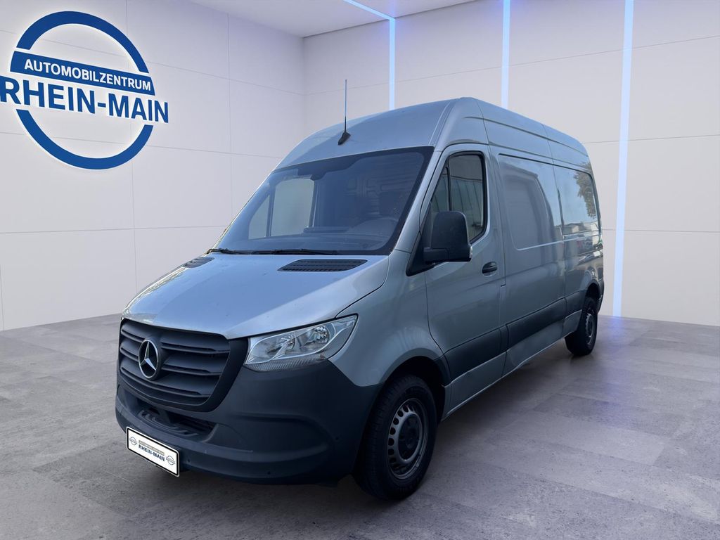 Image of Mercedes-Benz Sprinter