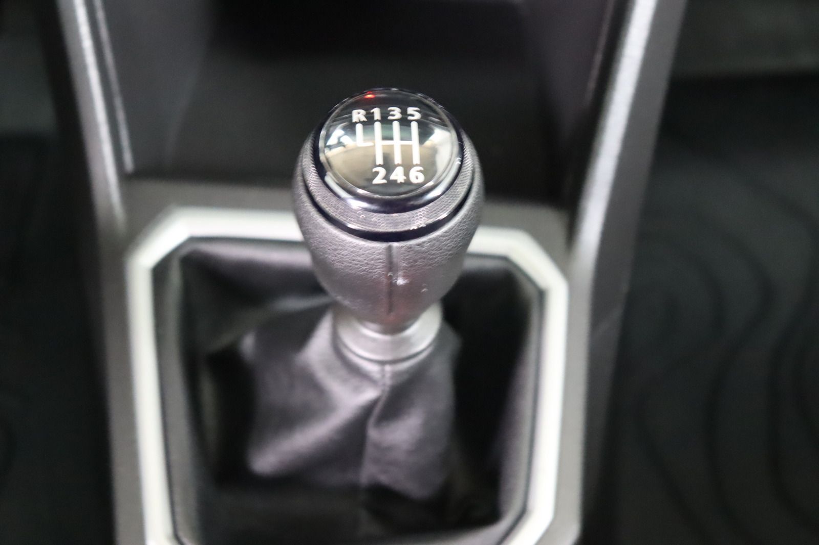 Fahrzeugabbildung Ford Grand C-Max 1.0 Cool & Connect * Navi * SHZ HU/A