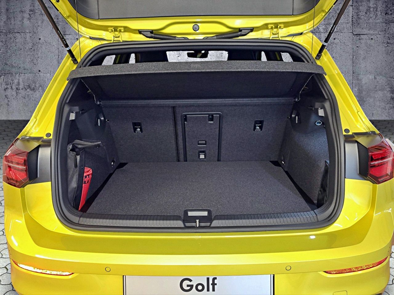 Volkswagen Golf VIII 2.0 l TSI R 333 Performance 4MOTION foto 9