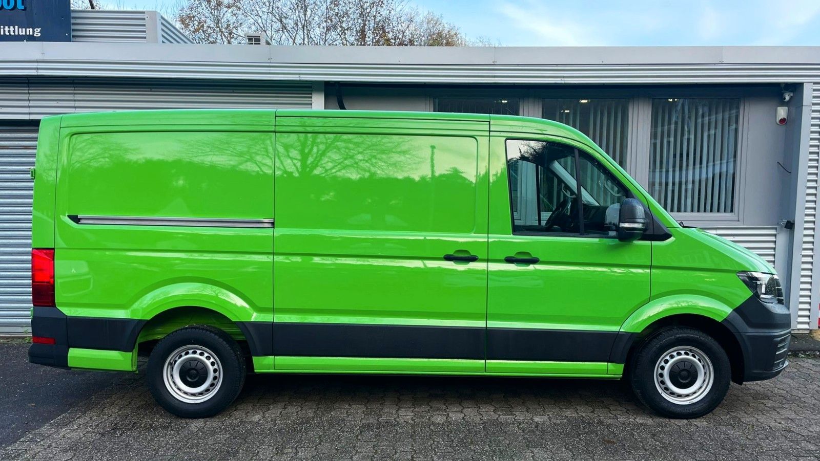Fahrzeugabbildung Volkswagen Crafter 35 TDI L2 AUTOMATIK CAM SCHWINGSITZ EUR6