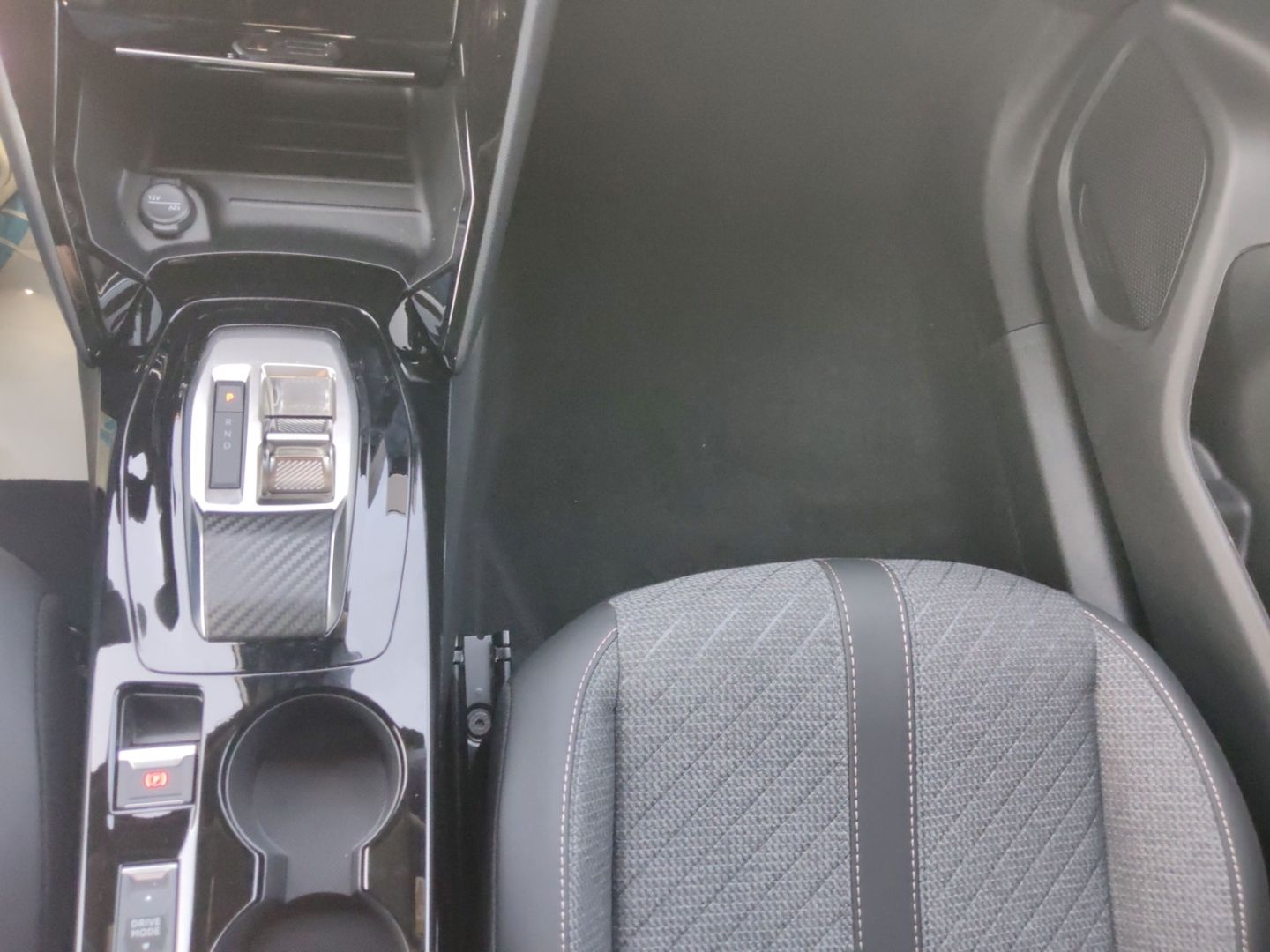 Peugeot 2008 - Bild 22