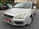 Ford Focus Turnier Fun X Klimaanlage!!! - Ford Focus aus 2006: Kombi