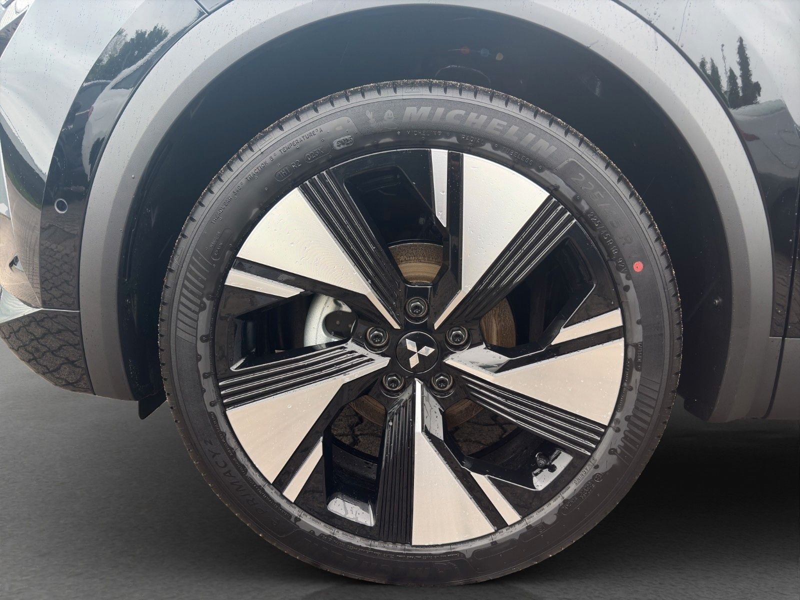 Fahrzeugabbildung Mitsubishi Grandis Diamant Top 1,3 l Turbo 7DCT Tageszulass