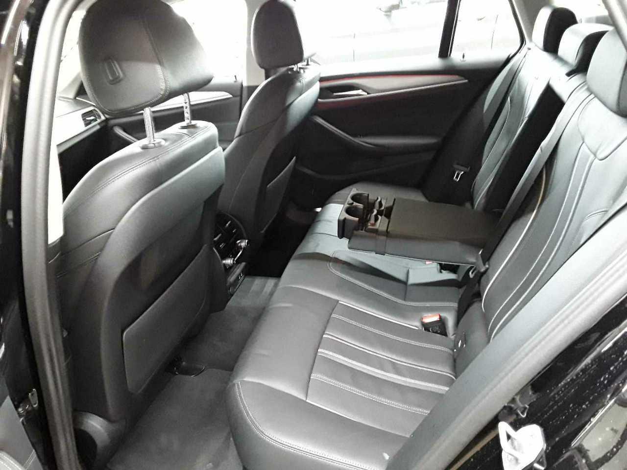 BMW 530d xDrive Touring Aut. AHK NAVI LED