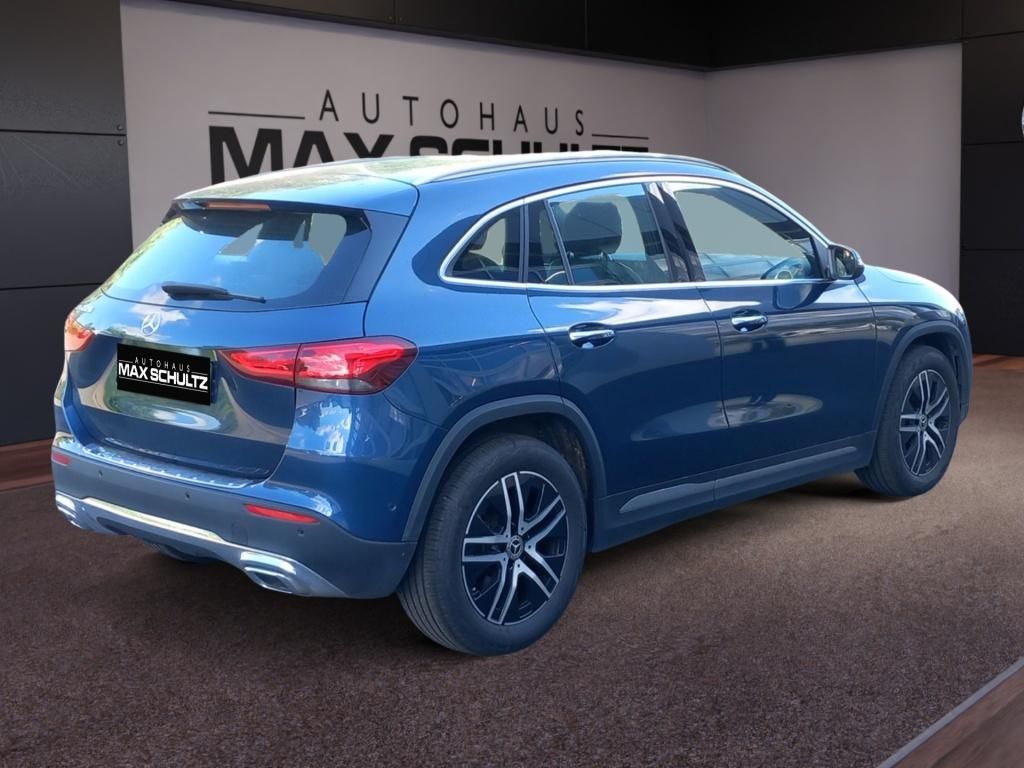 Fahrzeugabbildung Mercedes-Benz GLA 220 d Navi*AHK*PDC*SpurH*el.Heck*Kam.*AUT