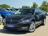 Skoda Superb 2.0 TDI Lim. Style 4x4+Finanzierung+ - Skoda: 0 Finanzierung