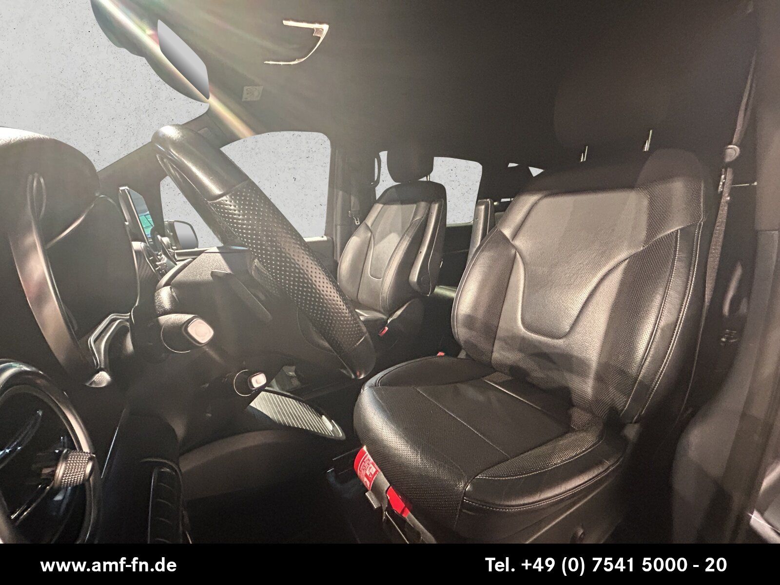 V 250d AMG-LINE STHZG AHK LEDER BURMESTER 360°