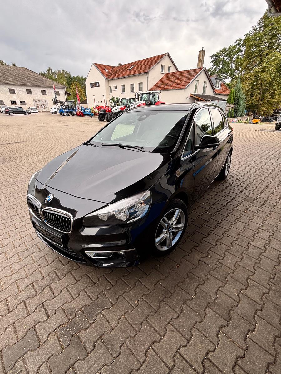 BMW 220 2 Active Tourer 220 d Luxury Line