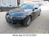 BMW i4 Gran Coupe 35 eDrive Airbag alle zu - BMW i4 Unfallwagen