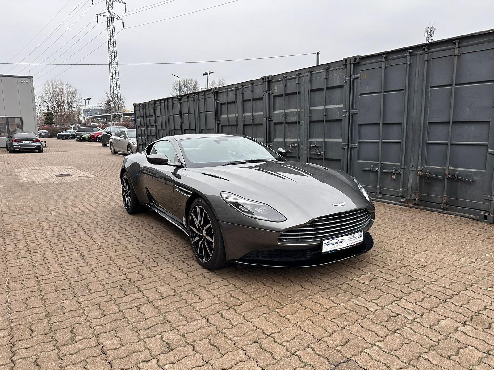 ASTON MARTIN DB11