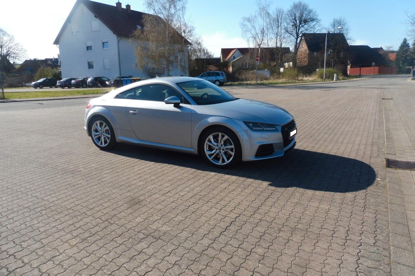 Audi TT Coupe 45 TFSI quattro  S-tronic. neuwertig