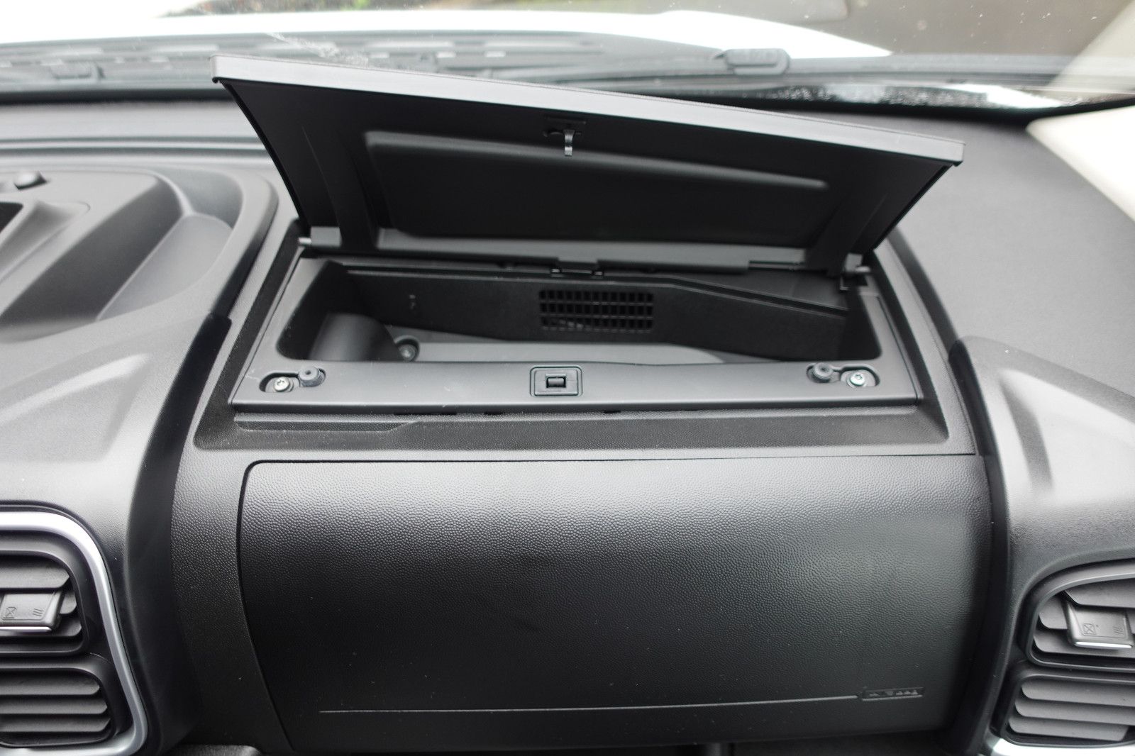 Fahrzeugabbildung Opel Movano Kasten L2H2 BlueHDI 180 Kamera,Standhzg.