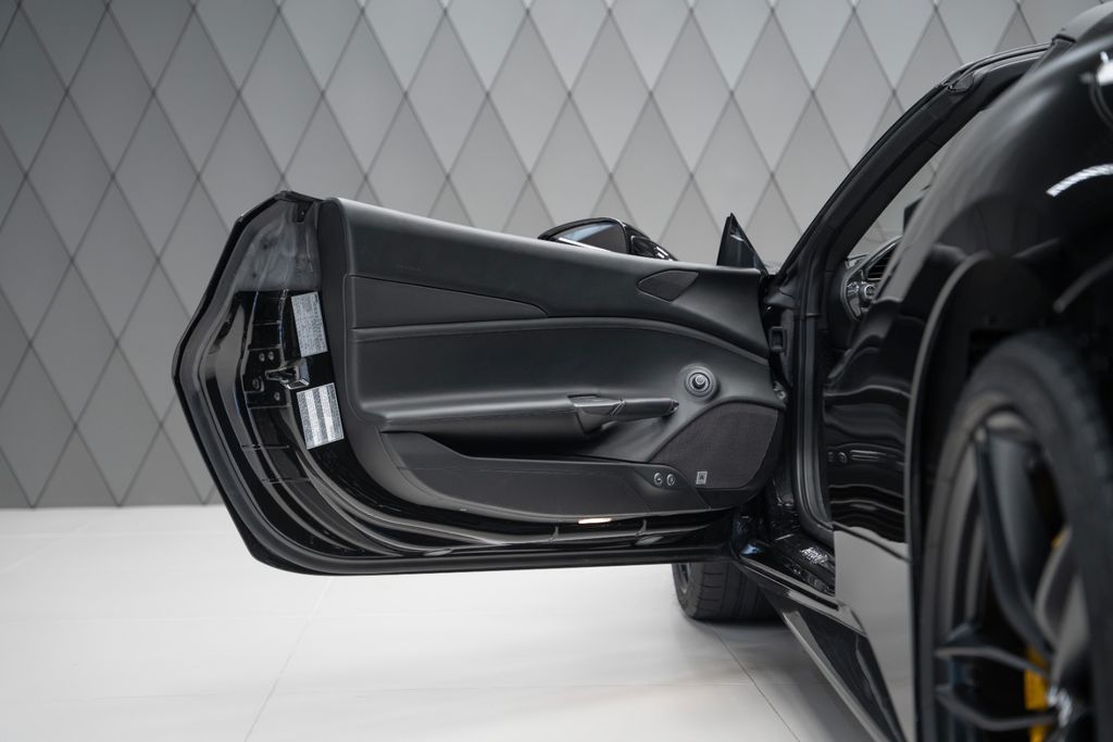 488 Spider BLACK BLACK FULL CARBON - Bild 12