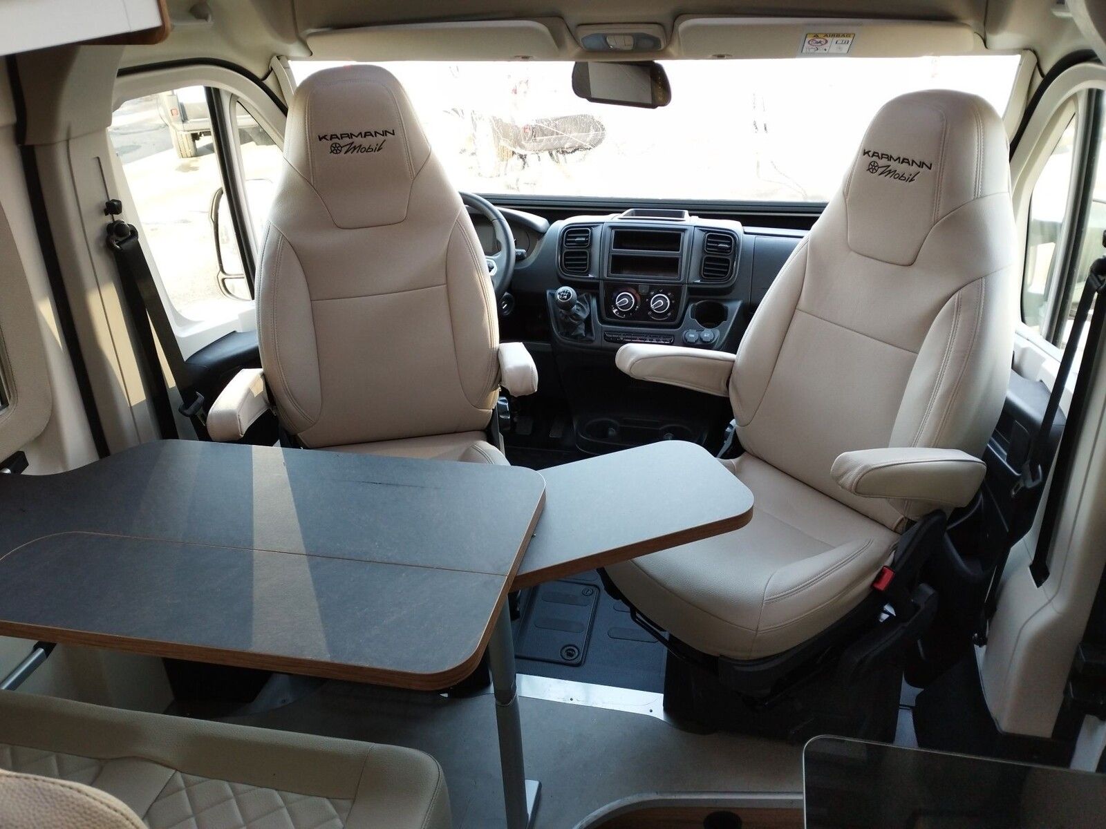 Fahrzeugabbildung Karmann Dexter DE 580 Concept Paket