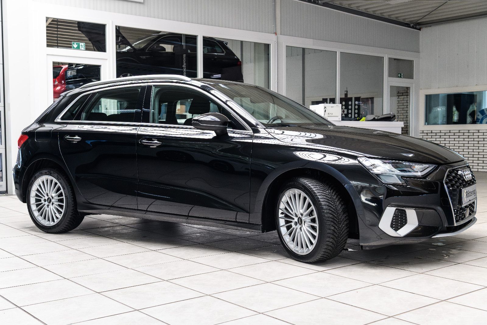 Fahrzeugabbildung Audi A3 30 TFSI S tronic advanced Sportback