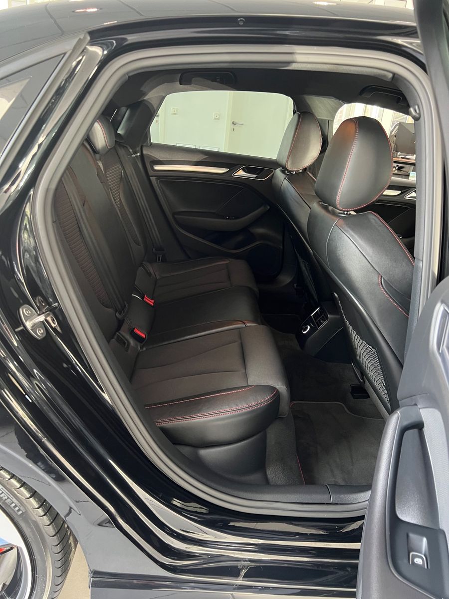 Fahrzeugabbildung Audi S3 Lim. 2.0 TFSI quattro * ALL BLACK *