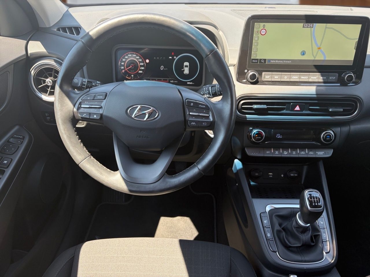 Fahrzeugabbildung Hyundai KONA INTRO EDITION DynLicht Fernlichtass. Kam.