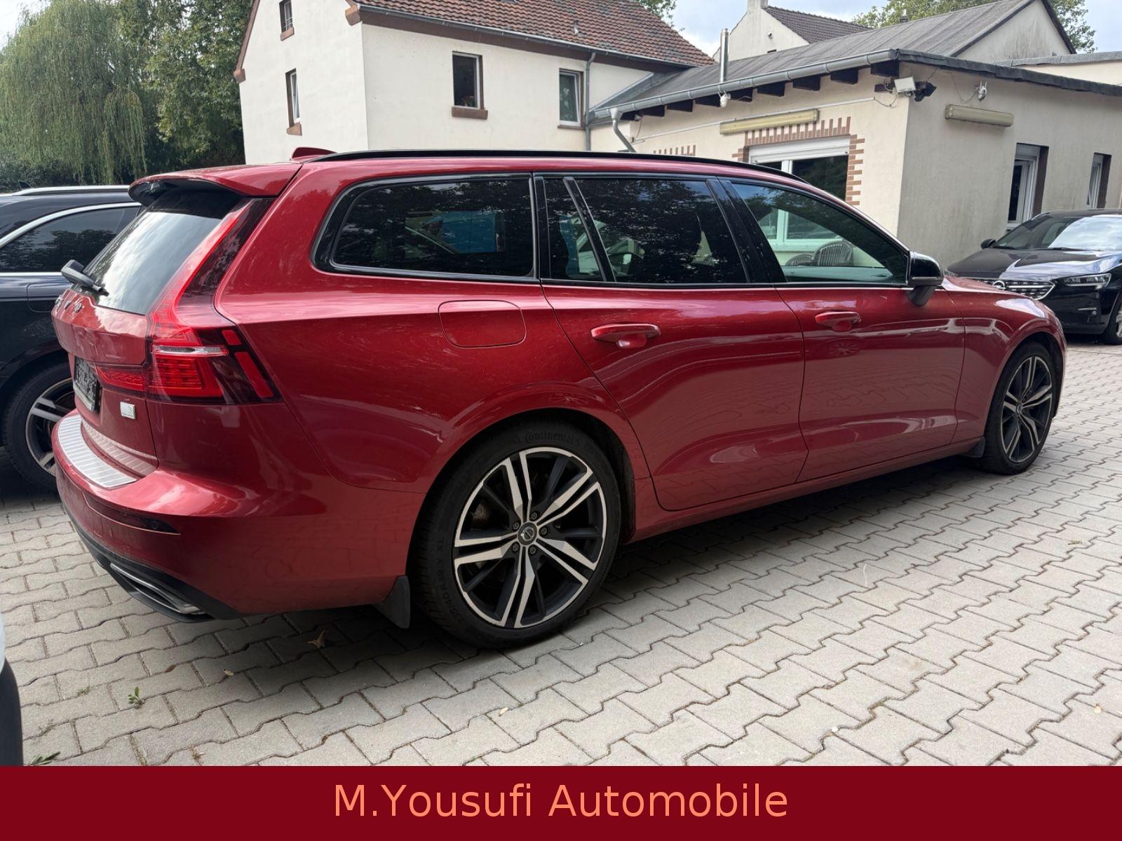 Volvo V60 Kombi R Design Recharge Plug-In Hybrid AWD