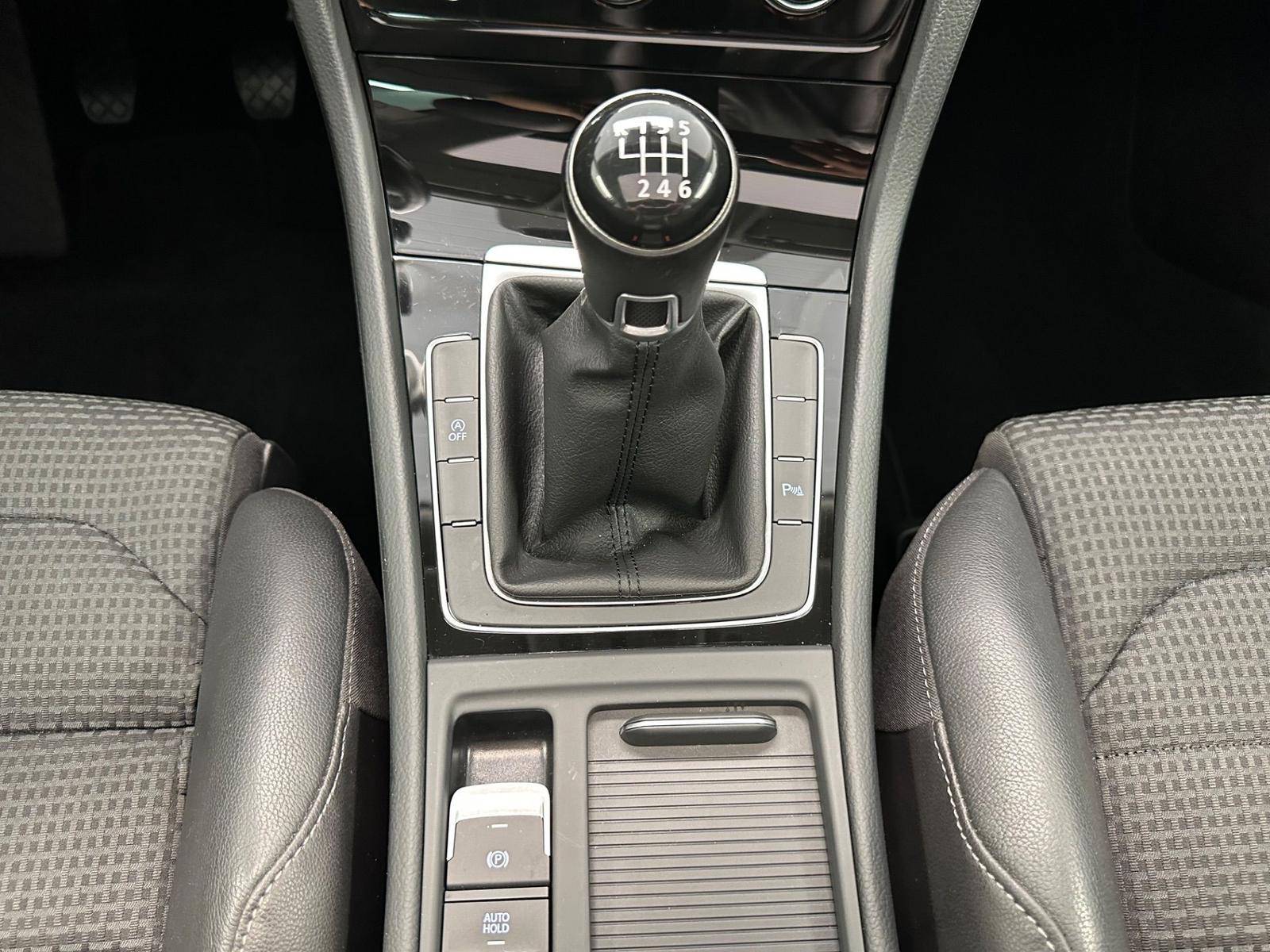 Volkswagen Golf VII Variant 1.4 TSI Highline Kamera Pano 