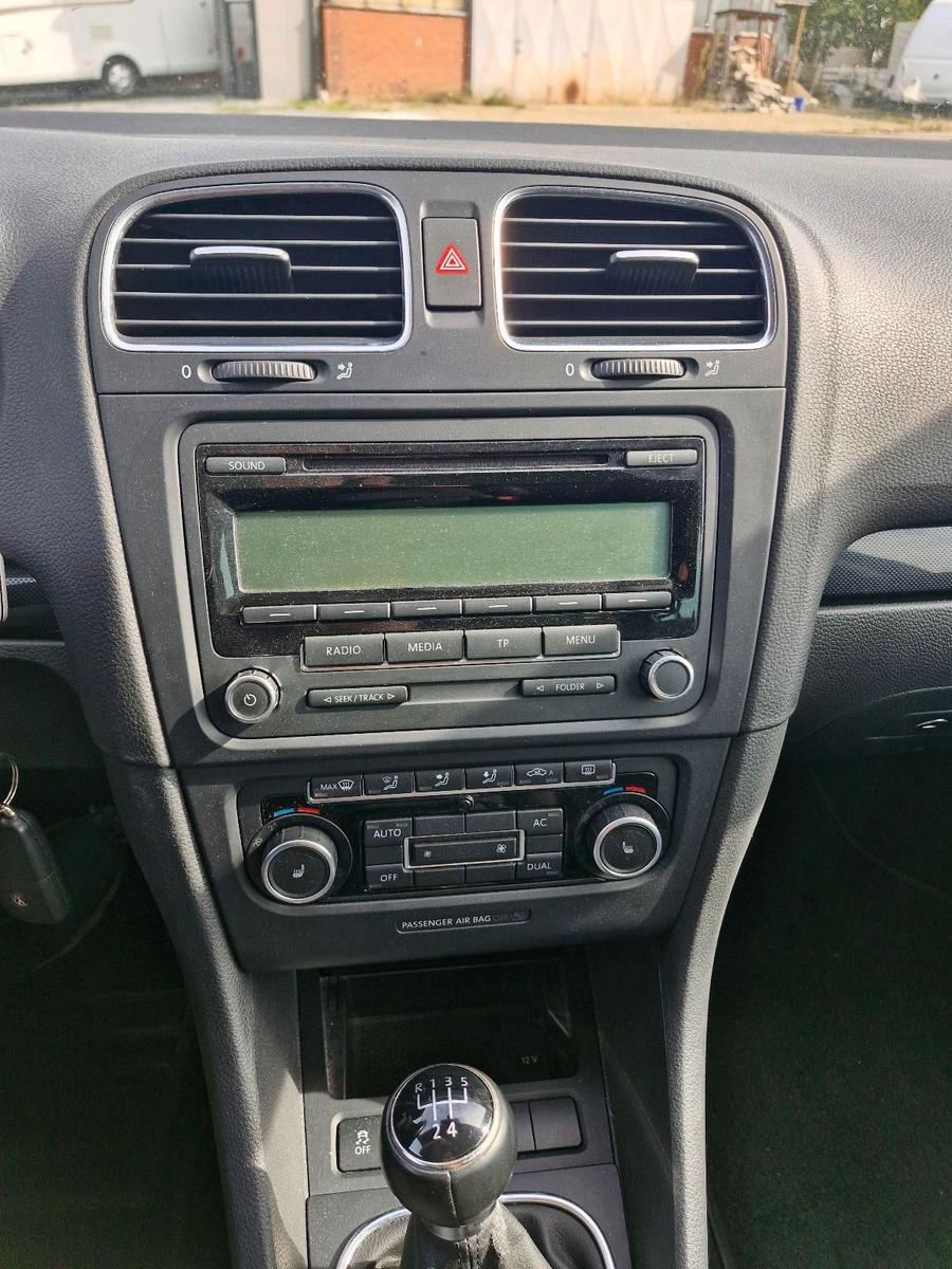 Volkswagen Golf 2012 — photo 9