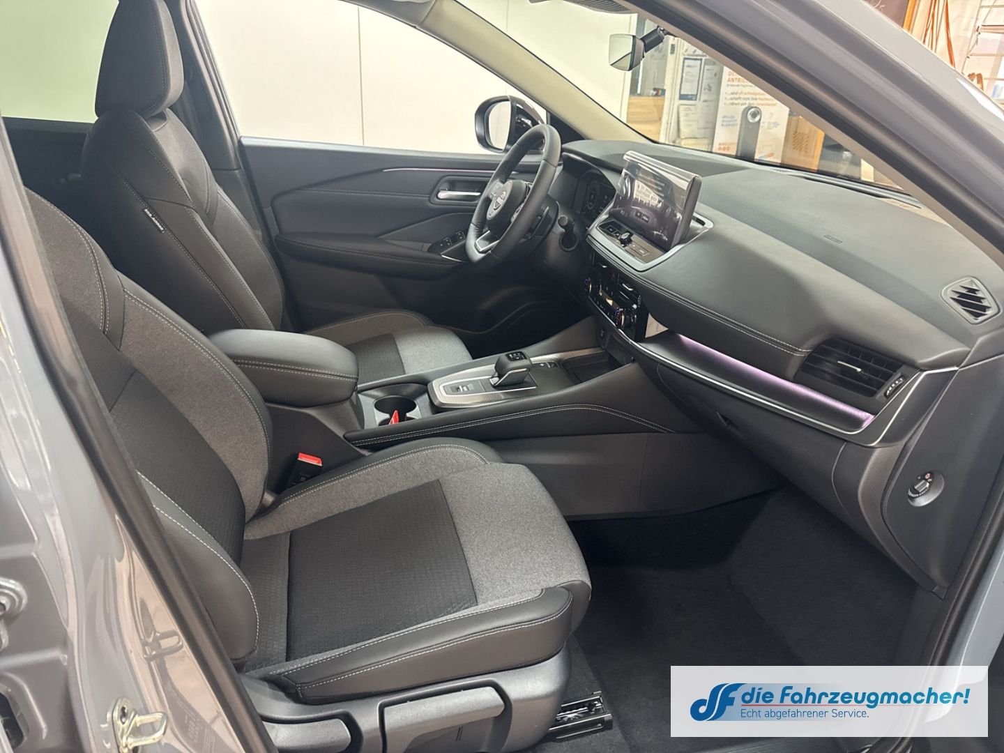 Fahrzeugabbildung Nissan Qashqai N-Connecta Navi 360 Kamera LED Apple Car