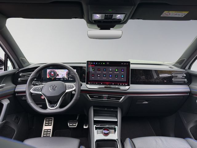 Tiguan 2.0 TDI R-Line 4Motion DSG HUD PANO 360°