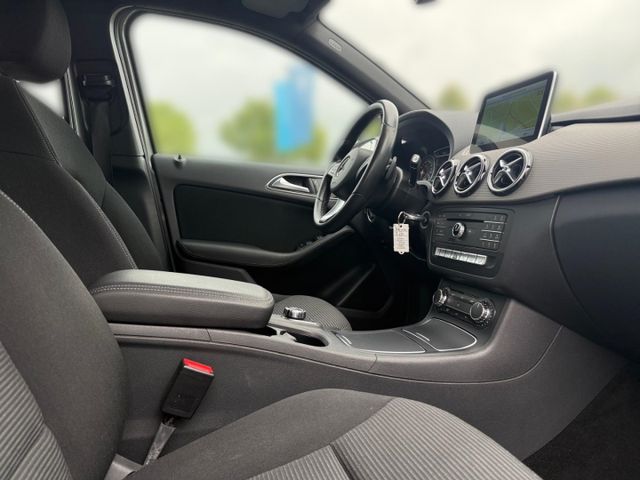B 180 Style CDI Navi Leder SHZ Parklenkass.