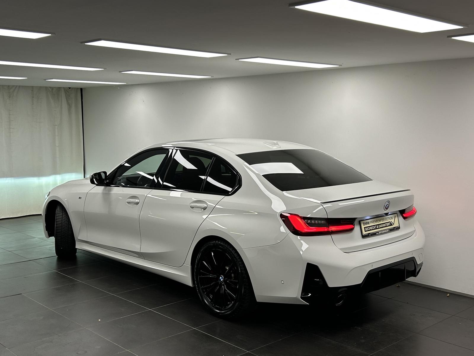 BMW 320i Limousine M Sportpaket HK HiFi DAB LED GSD