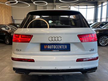 Audi Q7 3.0 TDI quattro *7SITZER*2.HAND*BI-XENON*AHK*