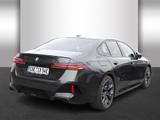 BMW i5 xDrive40 Navi Panoramadach UPE 95.950,- EUR - BMW: X 9