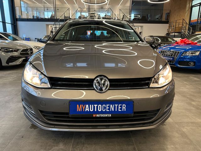 Volkswagen Golf VII Lim. Sound Start-Stopp *Navi*Kamera*