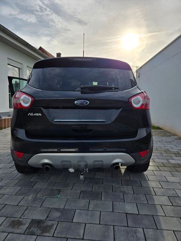 Ford Kuga 2,0 TDCi 4x4 103kW Titanium PowerShift ...