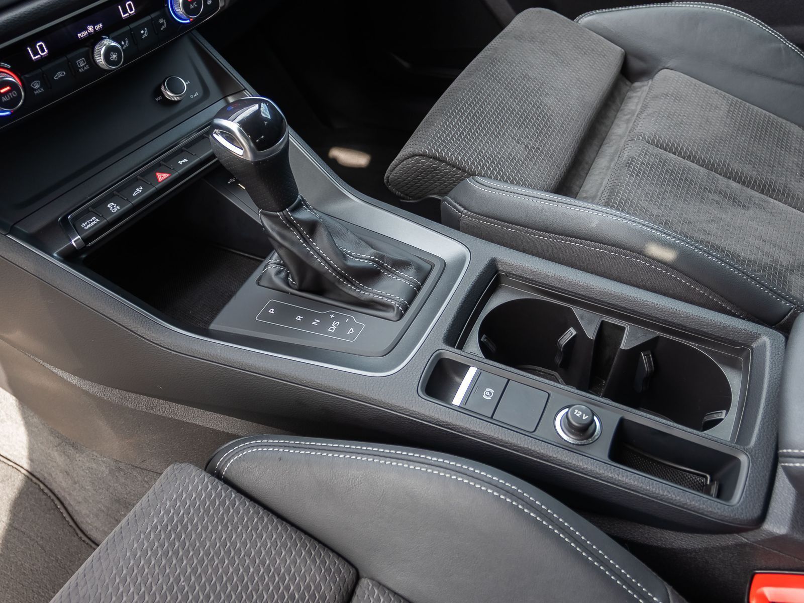 Audi Q3 Sportback S line 45TFSI e Stronic LED ACC foto 18