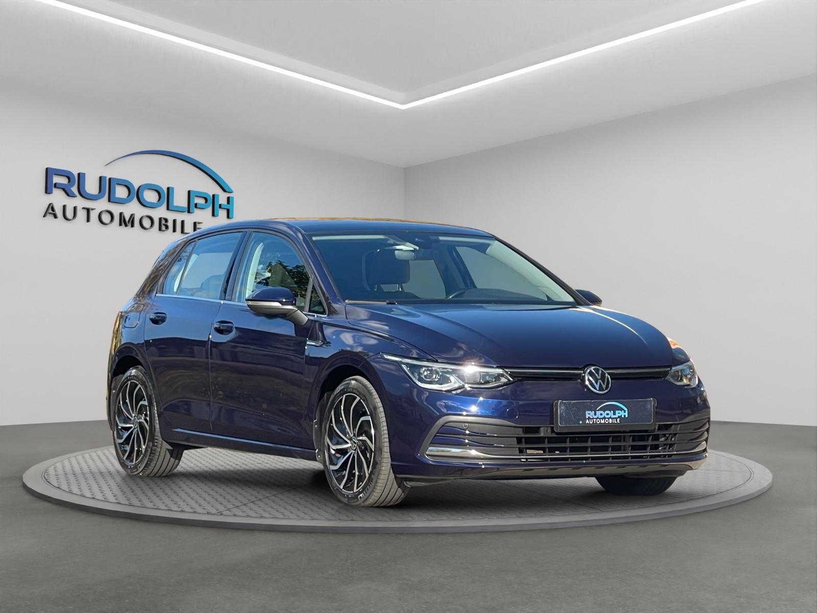 Volkswagen Golf 1,5 eTSI AUTOM PANORA ACC SCHECKHE GARANTIE
