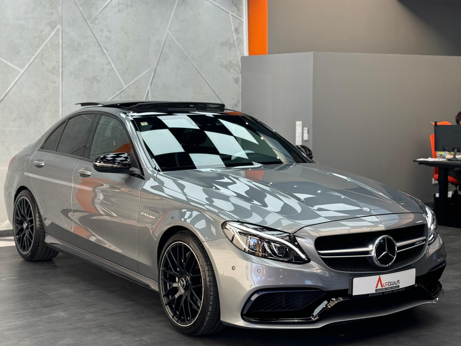 Mercedes-Benz C 63 AMG |PERFABGAS|NIGHTPAKET|KAM|PANO