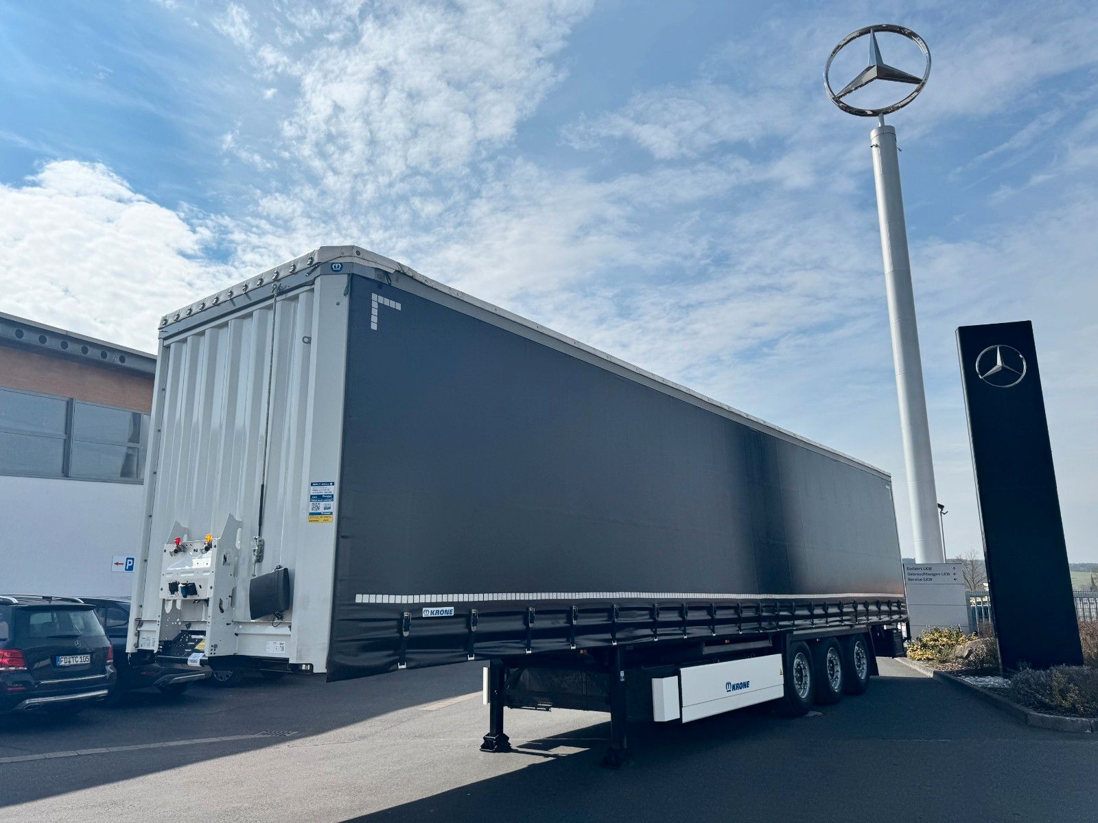 Fahrzeugabbildung Krone SD Auflieger 2x Lift Palettenkasten Schiebeverd.