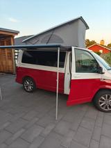 Volkswagen T6 California - rote Volkswagen T6 California