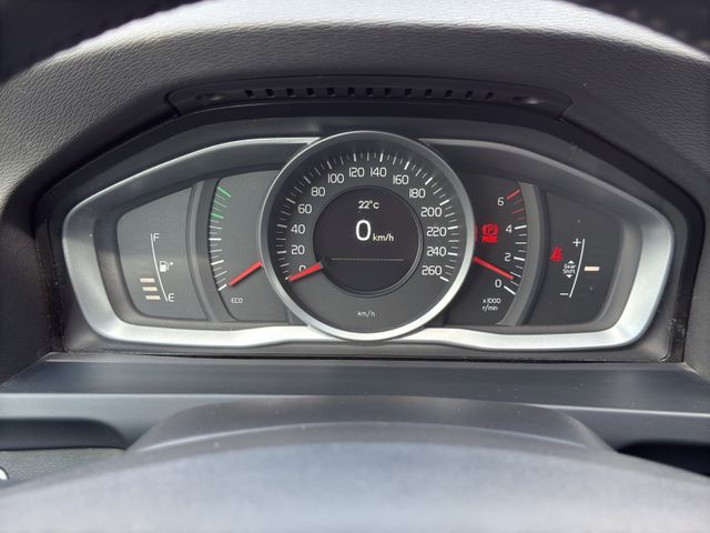 Volvo S60 D5  Lim. Momentum*PDC*TEMPOMAT*LED*EURO 5