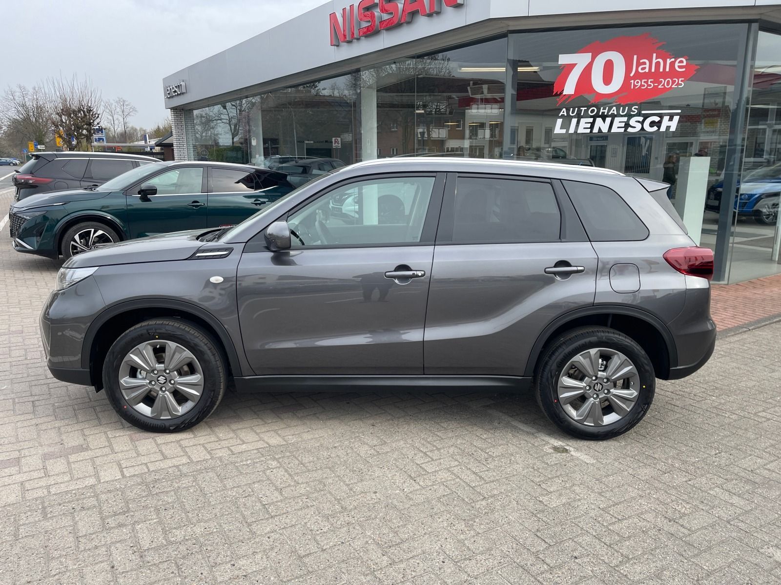 Fahrzeugabbildung Suzuki Vitara 1.4 Hybrid Komfort Klima Navi Kamera