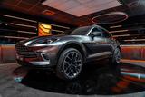 Aston Martin DBX 550CH*1st Hand*360°*ACC*Aston Martin Service - Aston Martin DBX