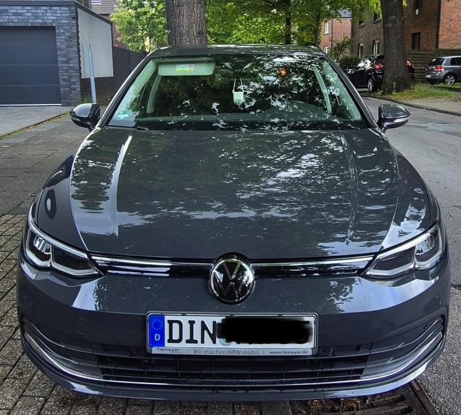 Volkswagen Golf VIII Lim. Move / LED / NAVI / D-TACHO*