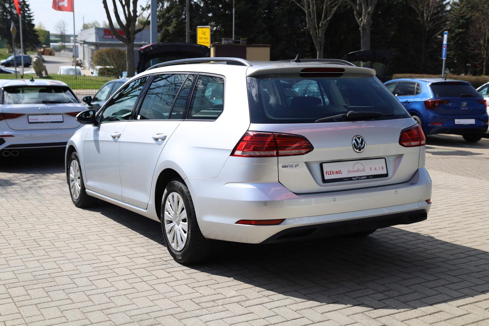 Volkswagen Golf VII Variant 1.6 TDI LED Navi Sitzheizung