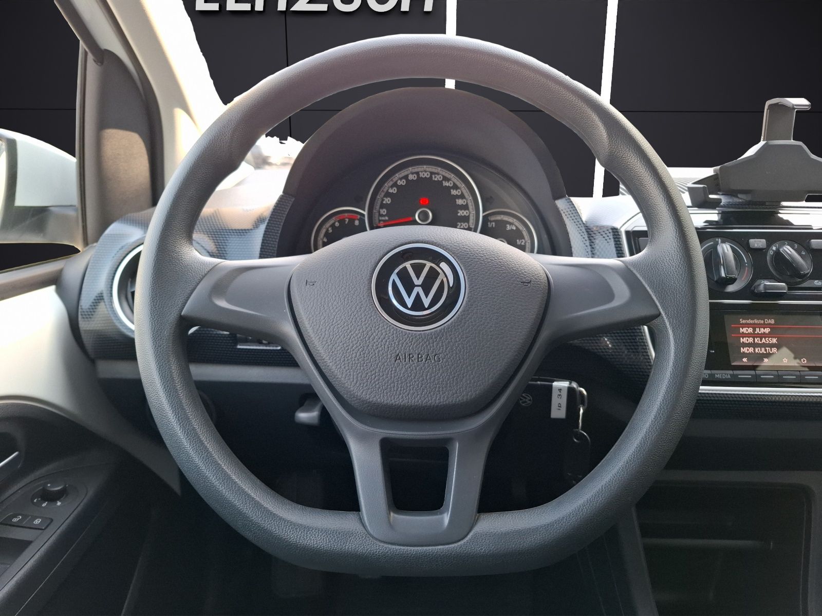 Fahrzeugabbildung Volkswagen up! 1.0 Basis Klima DAB SH
