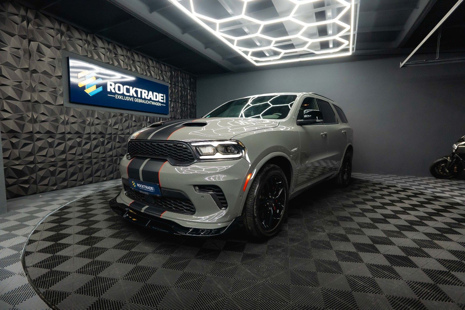Fahrzeugabbildung Dodge Durango 5.7 V8 R/T 4x4 Night-Paket Modell 22 ACC