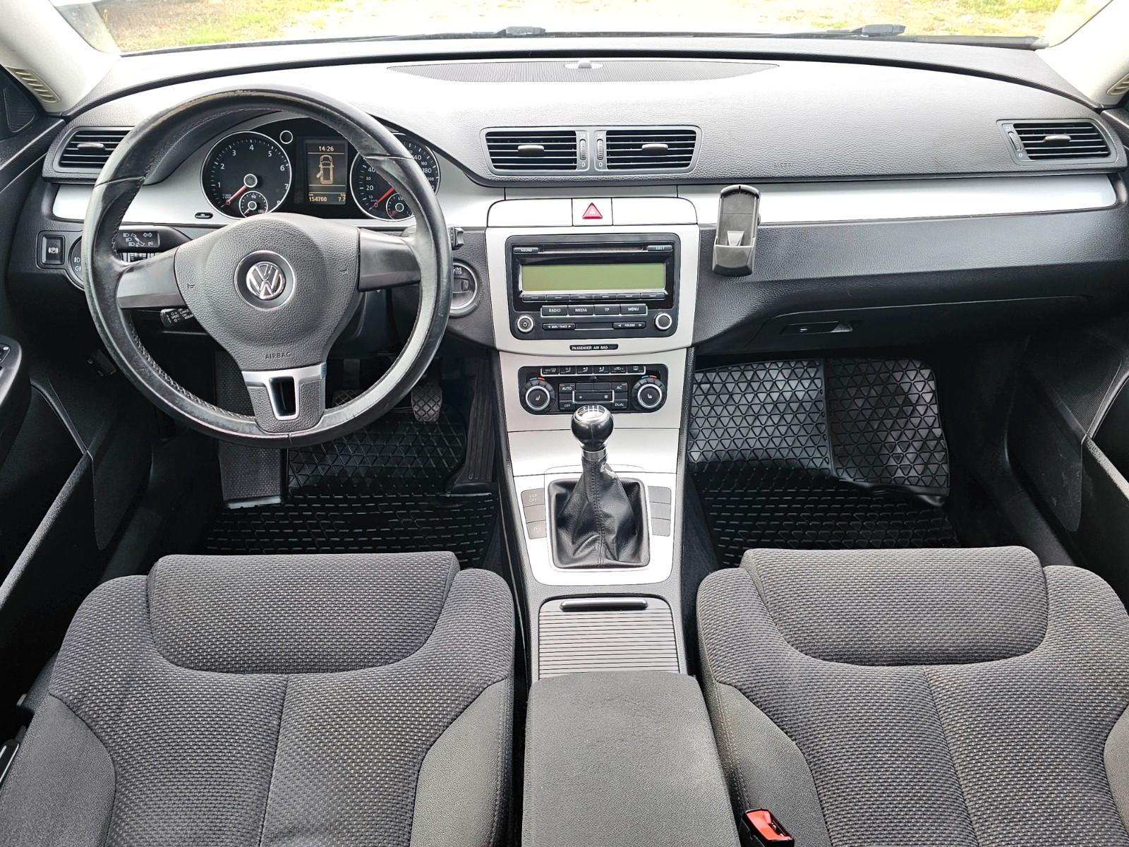 Volkswagen Passat 2010 — photo 13