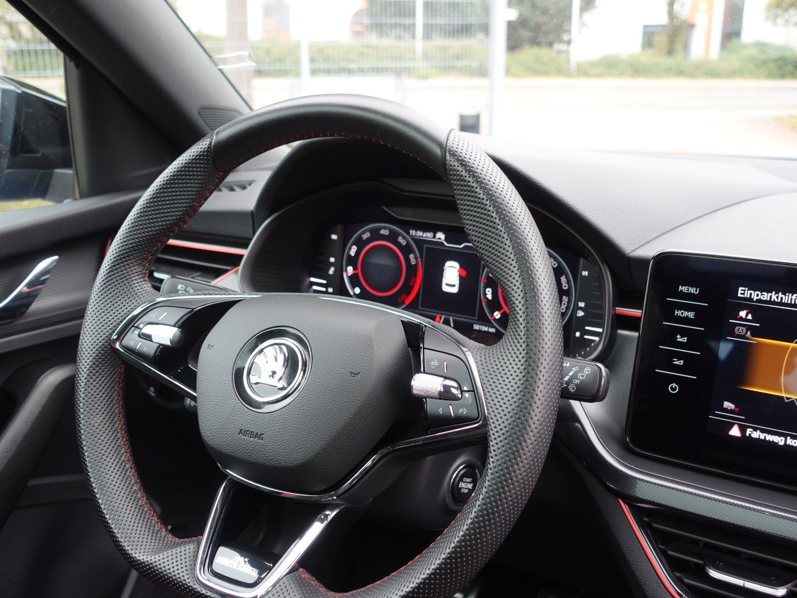 Fahrzeugabbildung SKODA Kamiq 1.5 TSI ACT MONTE CARLO LED/Navi/RFK/18"/.